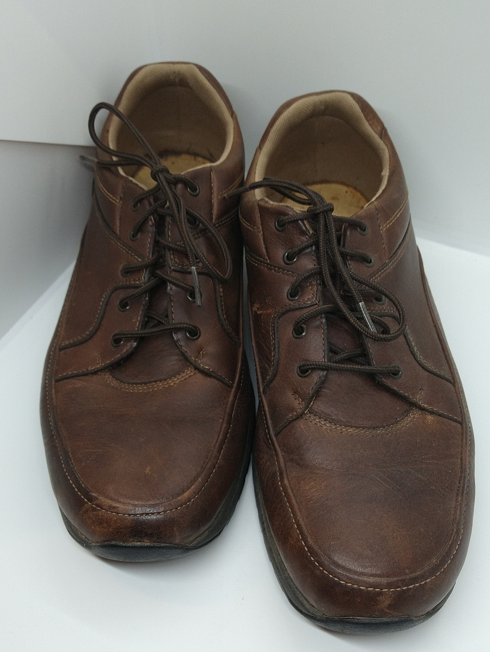 Men's Size 12 Rockport Vibram Brown Leather Lace-Up Derby Walking Shoes.